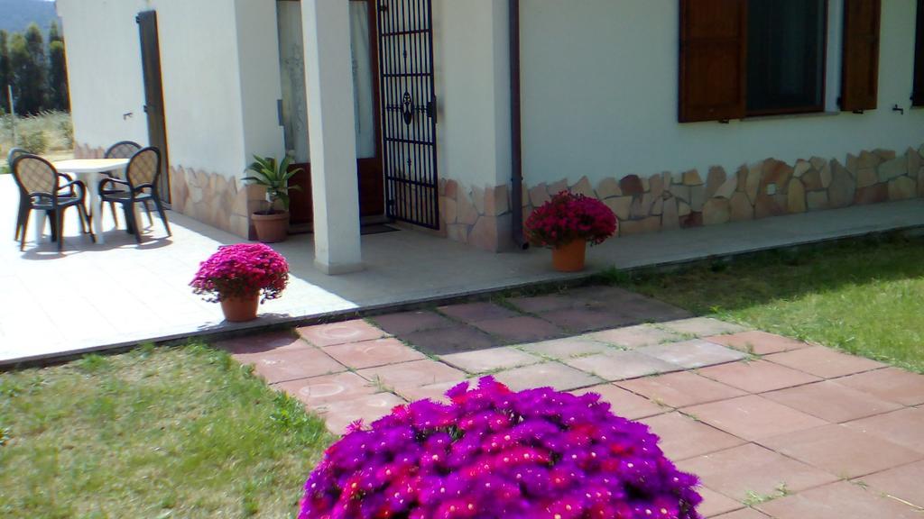 B&B Le Vele Теулада Экстерьер фото